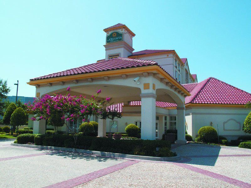 La Quinta By Wyndham Dallas North Central Exterior photo